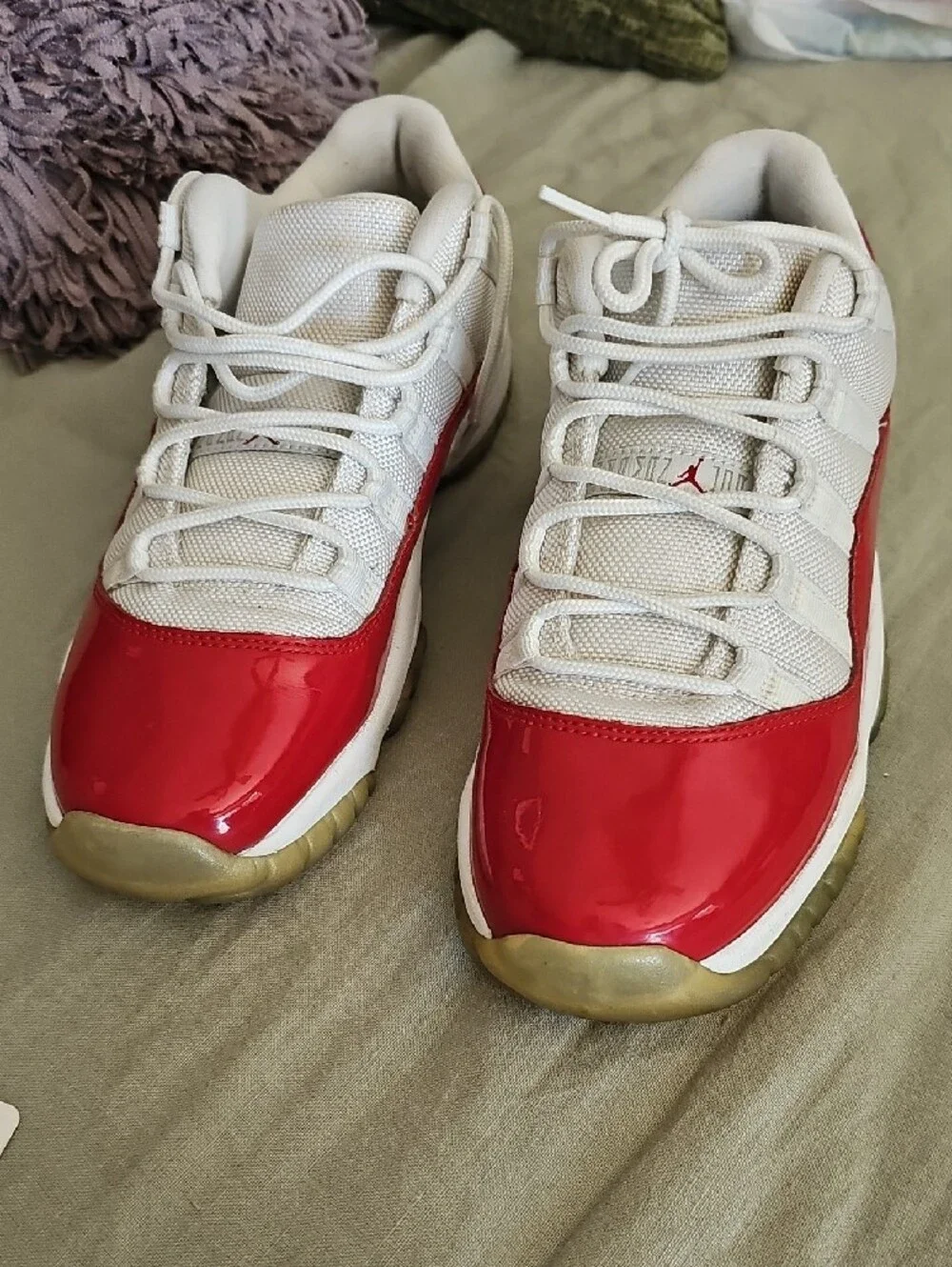 Nike Retro Air Jordan Cherry And White
